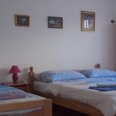 Rooms Zigic コレニツァ 部屋 写真