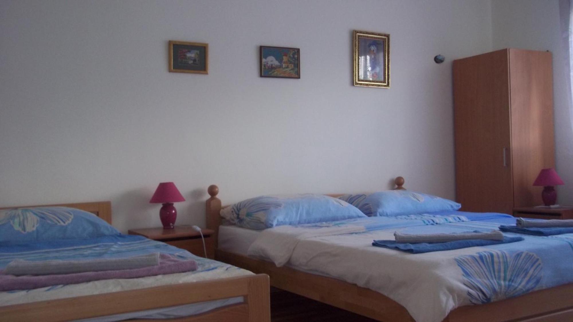 Rooms Zigic コレニツァ 部屋 写真