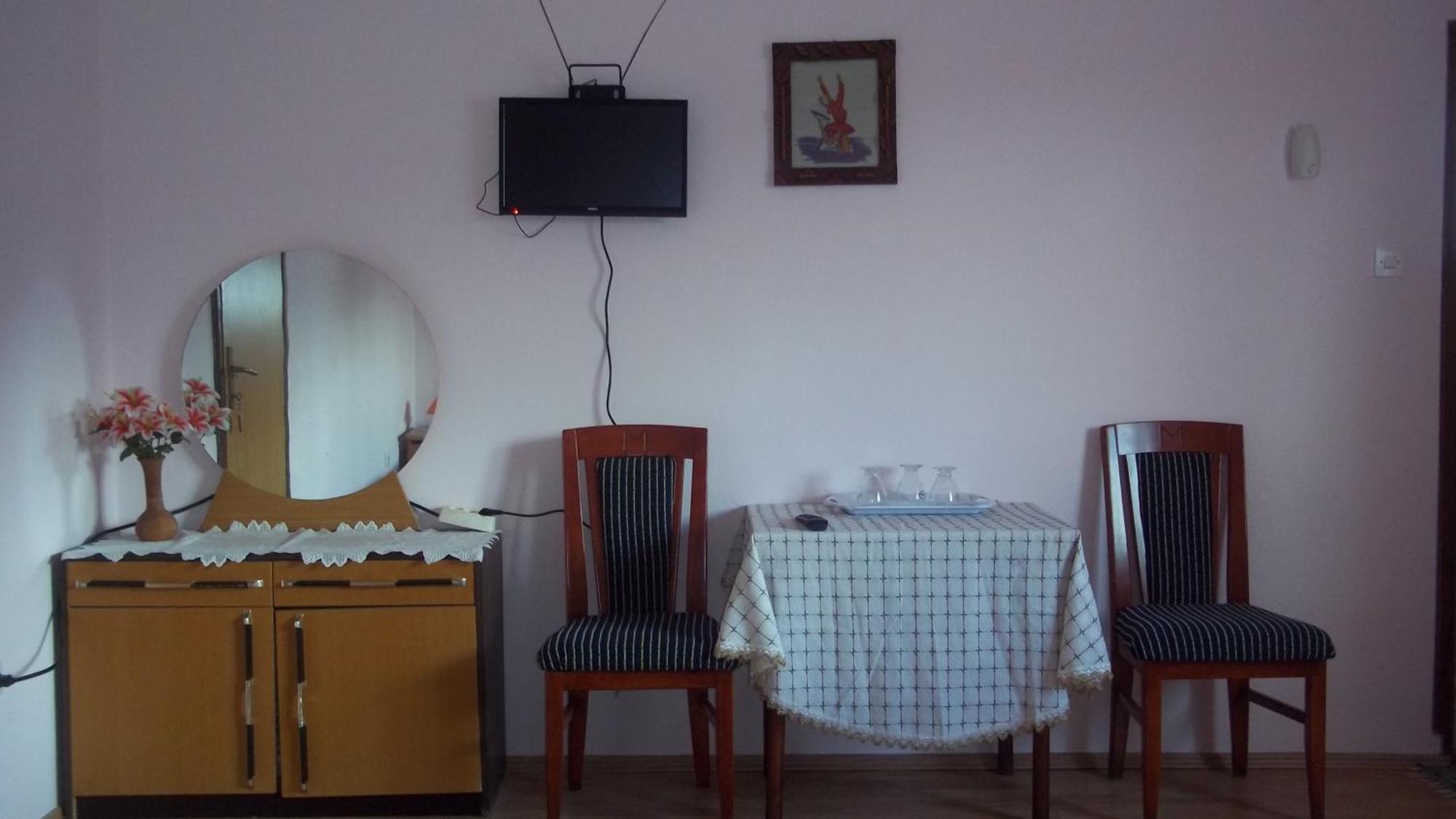 Rooms Zigic コレニツァ 部屋 写真